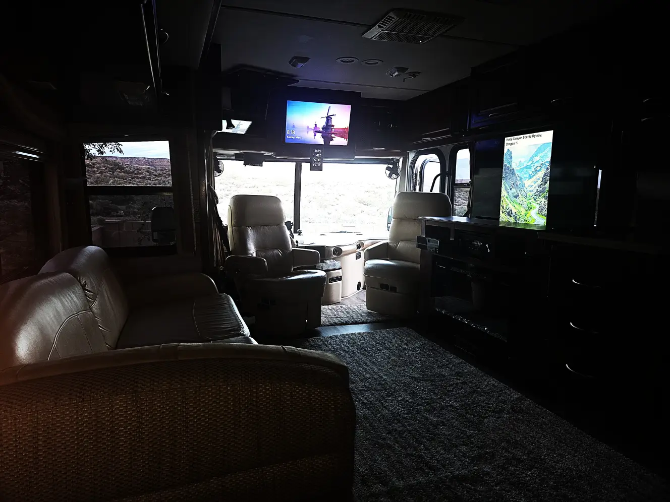 Used 2007 Fleetwood Discovery 39V