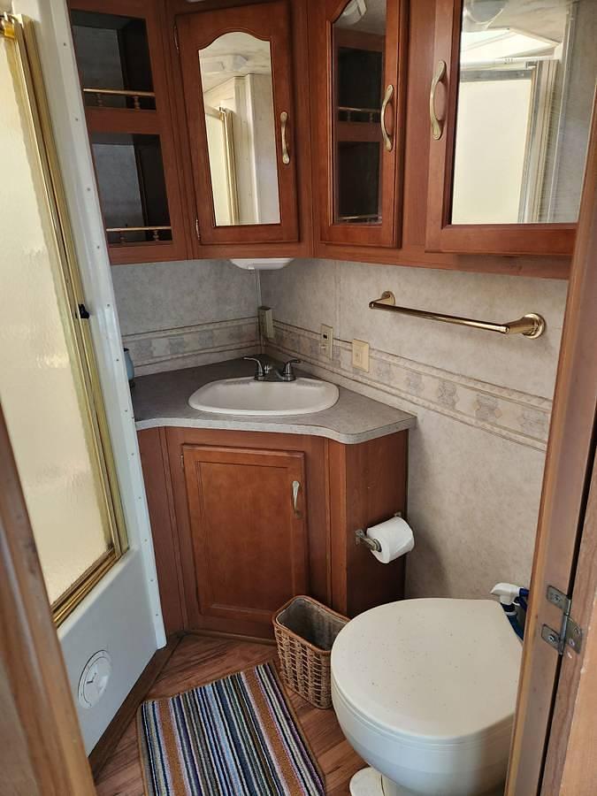 Used 2001 Damon Motorhome
