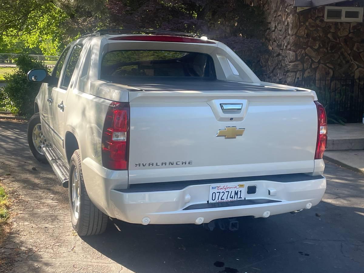 Used 2013 Chevrolet Avalanche LTZ Black Diamond