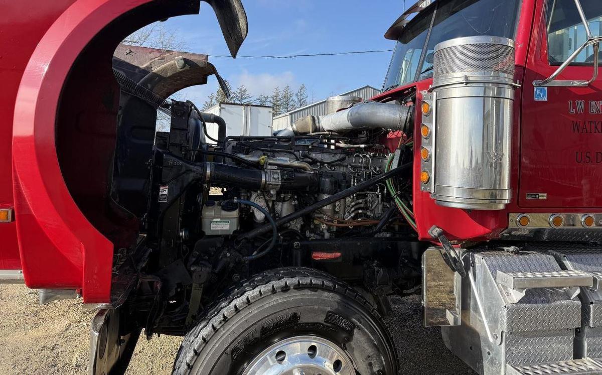 Used 2011 Western Star 4900 Day Cab