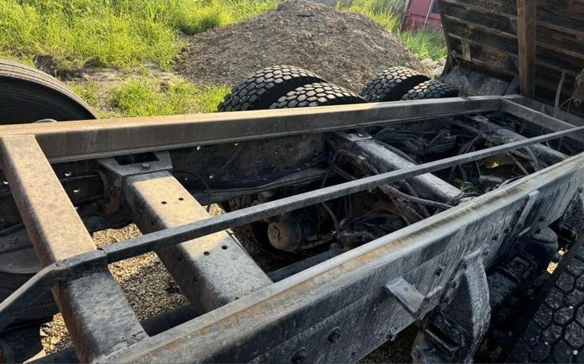 Used 1998 Peterbilt 357 Dump Truck