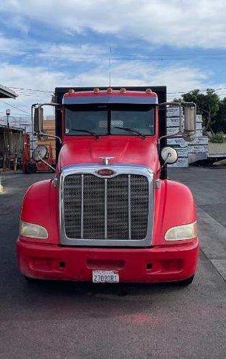 Used 2009 Peterbilt 386