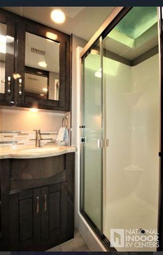 Used 2021 Entegra Reatta 37k