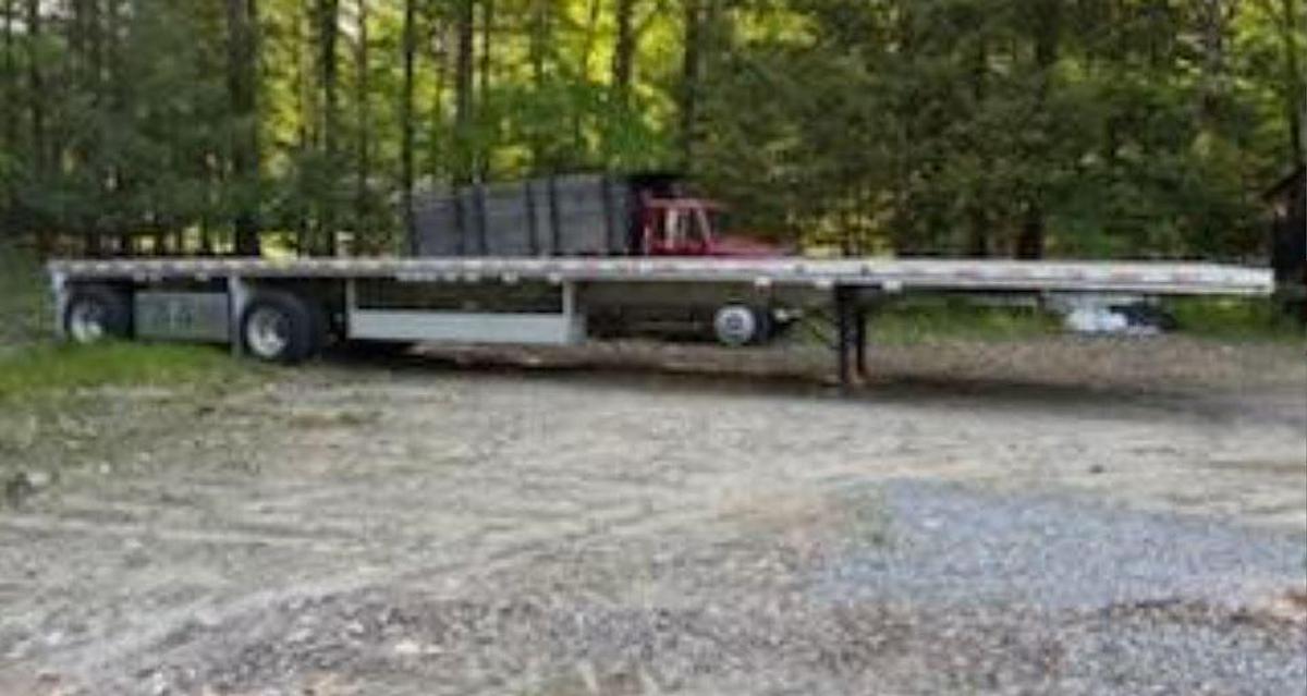 Used 2006 East 48' Aluminum Flatbed Trailer