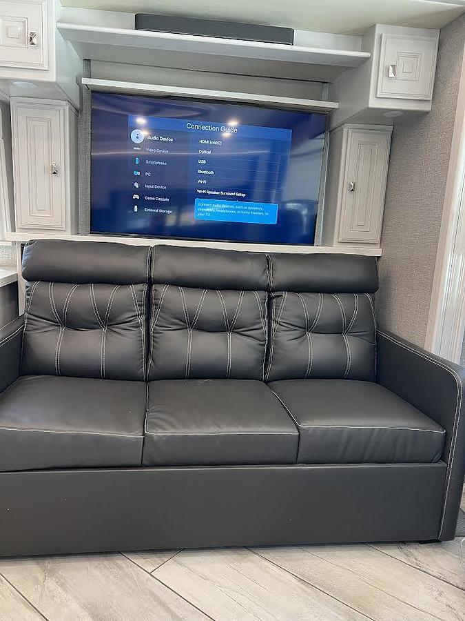 Used 2022 Fleetwood Discovery LXE 40M Class A Motorhome