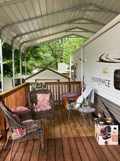 Used 2010 Keystone Residence Park Model