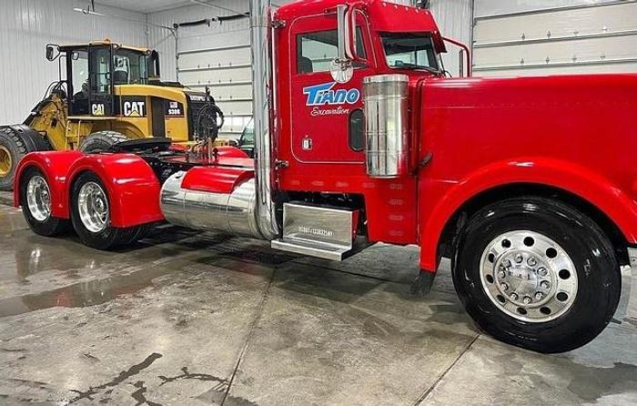 Used 1996 Peterbilt 379 EXHD with a 2003 Talbert Lowboy Trailer