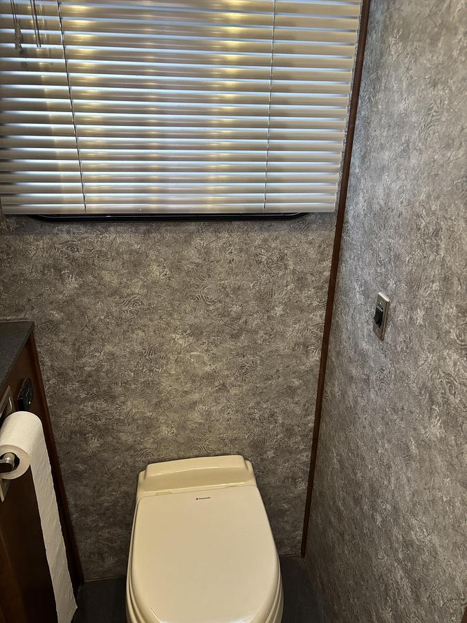 Used 2013 American Coach American Revolution 38S Class A Motorhome