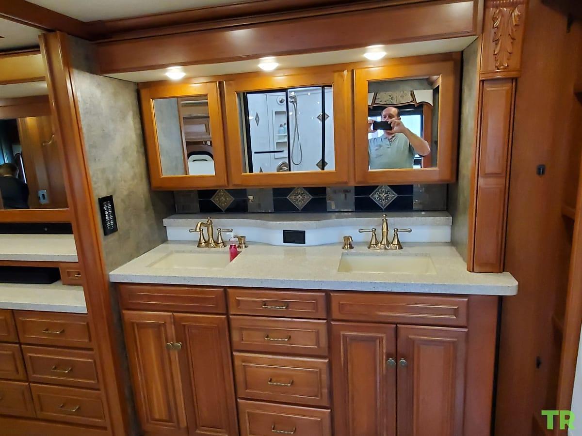 Used 2017 Winnebago Grand Tour 45RL