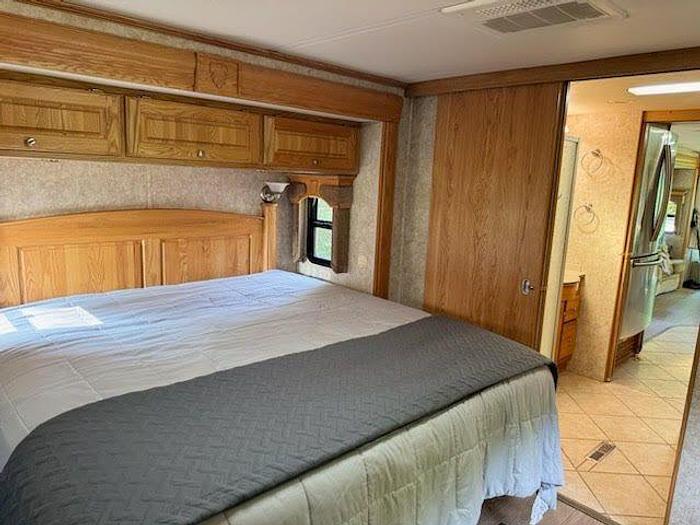 Used 2006 Monaco Diplomat 40PDQ