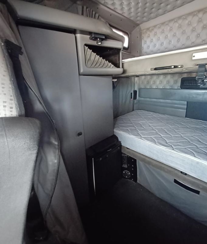 Used 2014 Kenworth T660