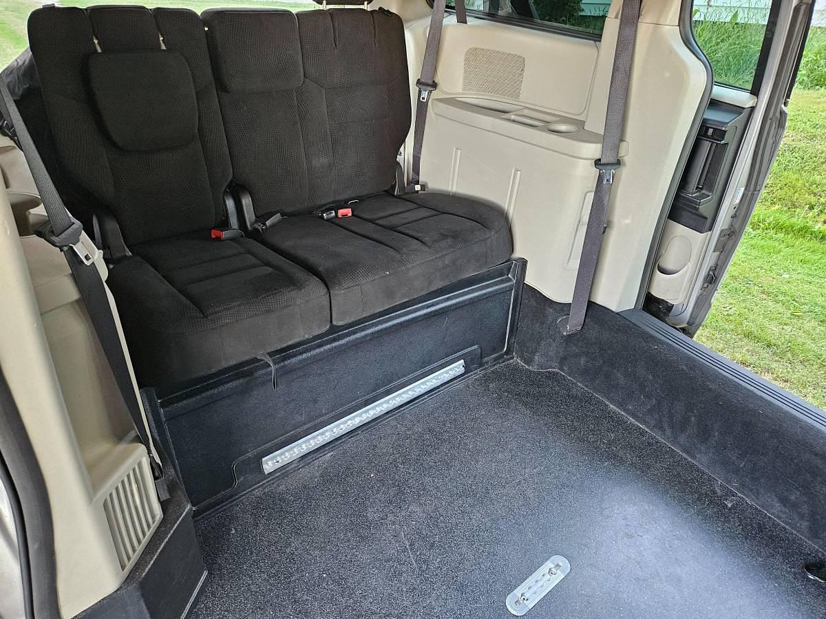 Used 2016 Dodge Grand Caravan RT SXT Van