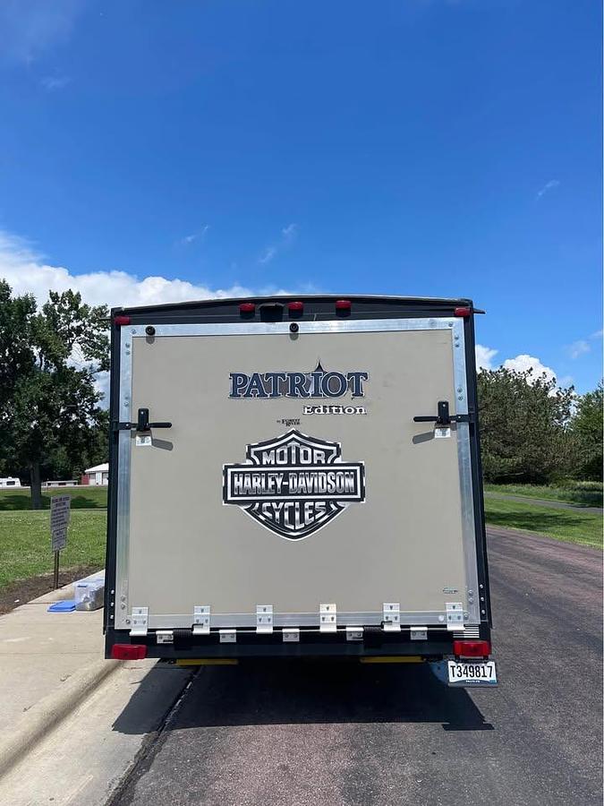 Used 2019 Forest River Cherokee Gray Wolf 26RR Patriot Edition Travel Trailer Toy Hauler