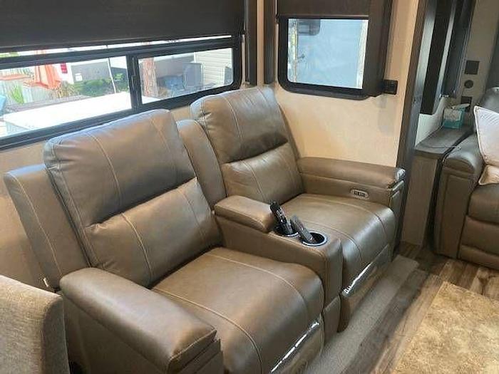 Used 2023 Keystone Montana High Country 331RL