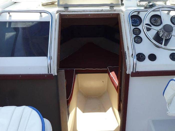 Used 1984 Tiara 25ft Boat