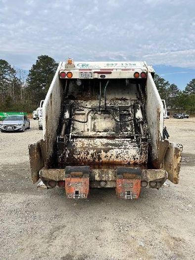 Used 2021 Freightliner M2 106