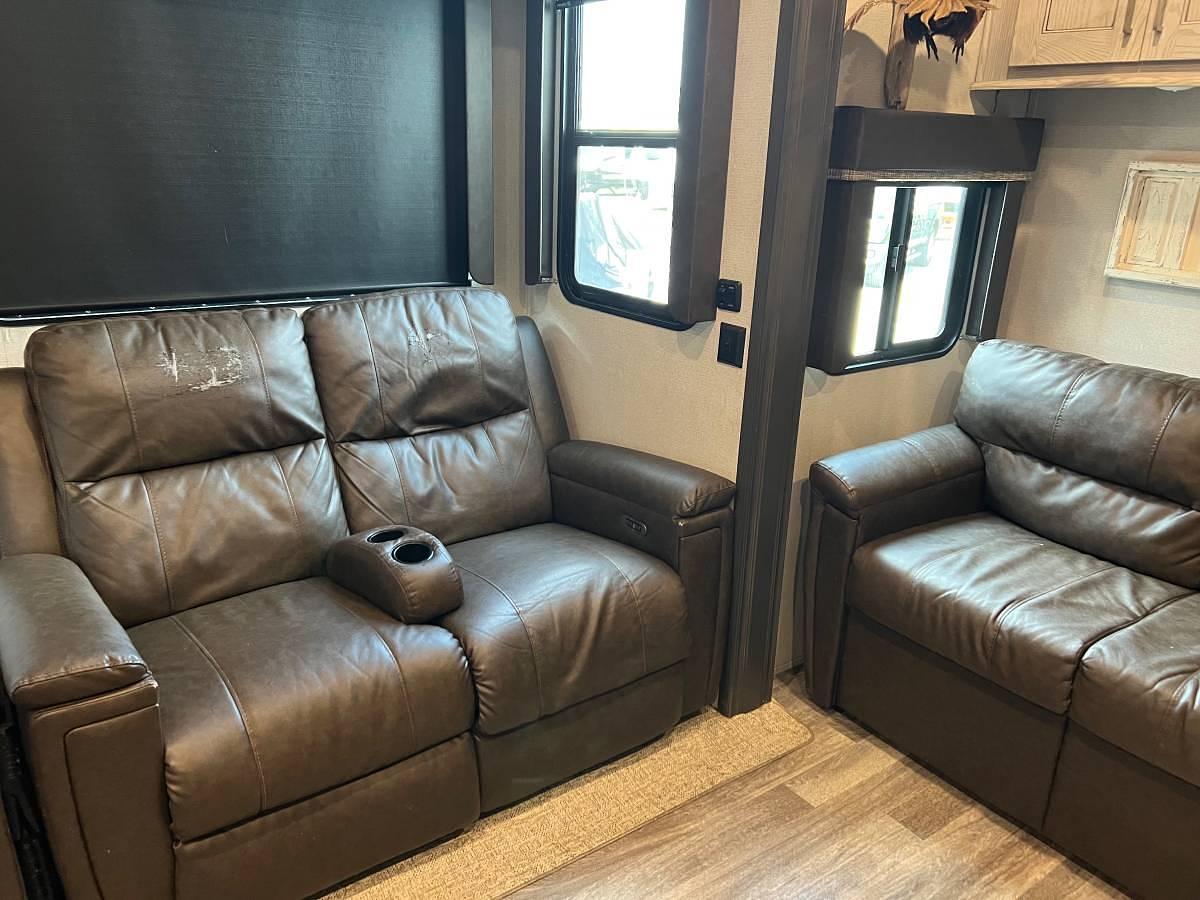 Used 2021 Keystone Montana High Country 351BH Fifth Wheel