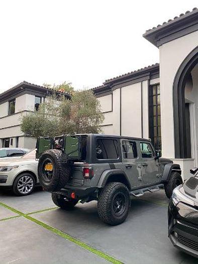 Used 2018 JEEP Wrangler Unlimited Sport