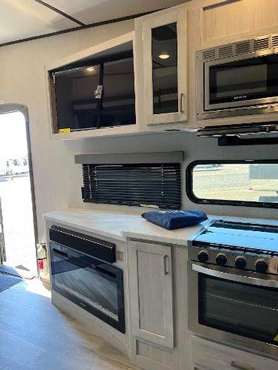 Used 2021 Keystone Sprinter Campfire 25ML