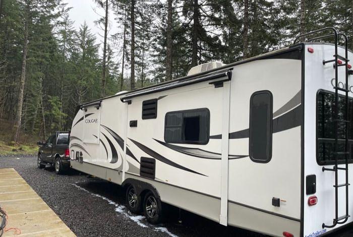 Used 2021 Keystone Cougar 29RLKWE