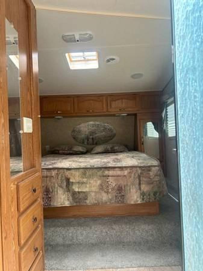 Used 2006 Forest River Sierra Fifth Wheel