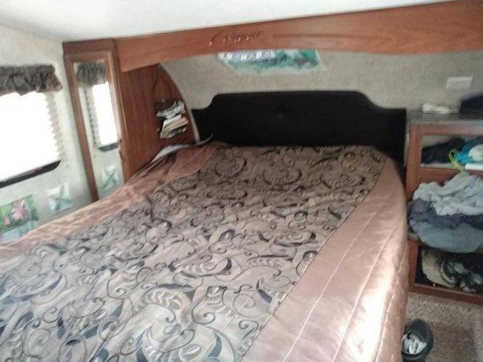 Used 2010 Toyota Tundra & 2013 Keystone Cougar 25RKS