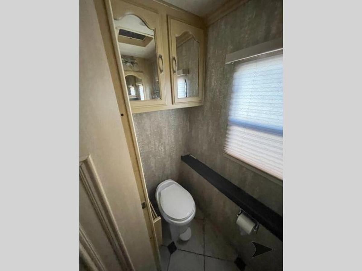 Used 2007 Coachmen RV Sportscoach Legend 40QS Class A Motorhome