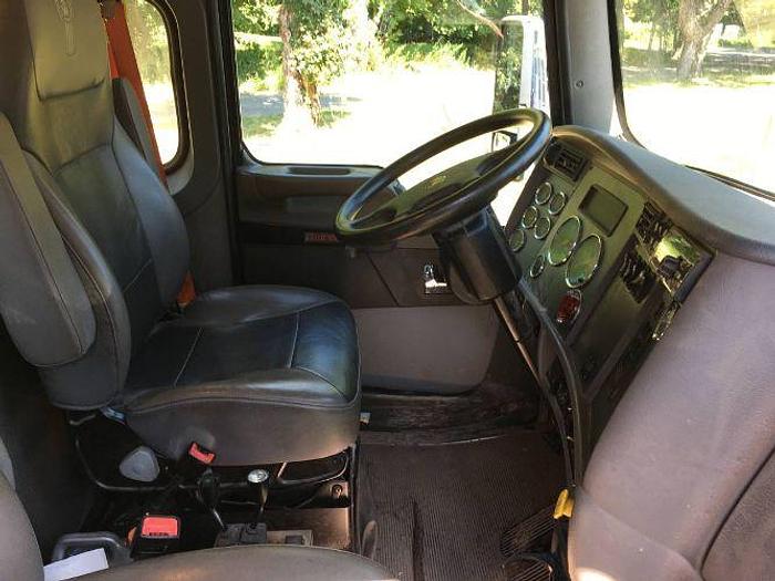 Used 2020 KENWORTH T3 Series Roll Off Tandem