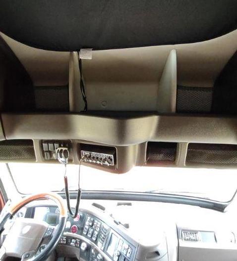 Used 2015 Volvo VNL64T780