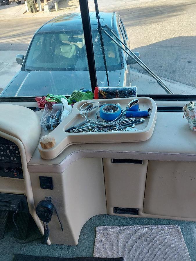 Used 1997 Country Coach Intrigue Class A Motorhome