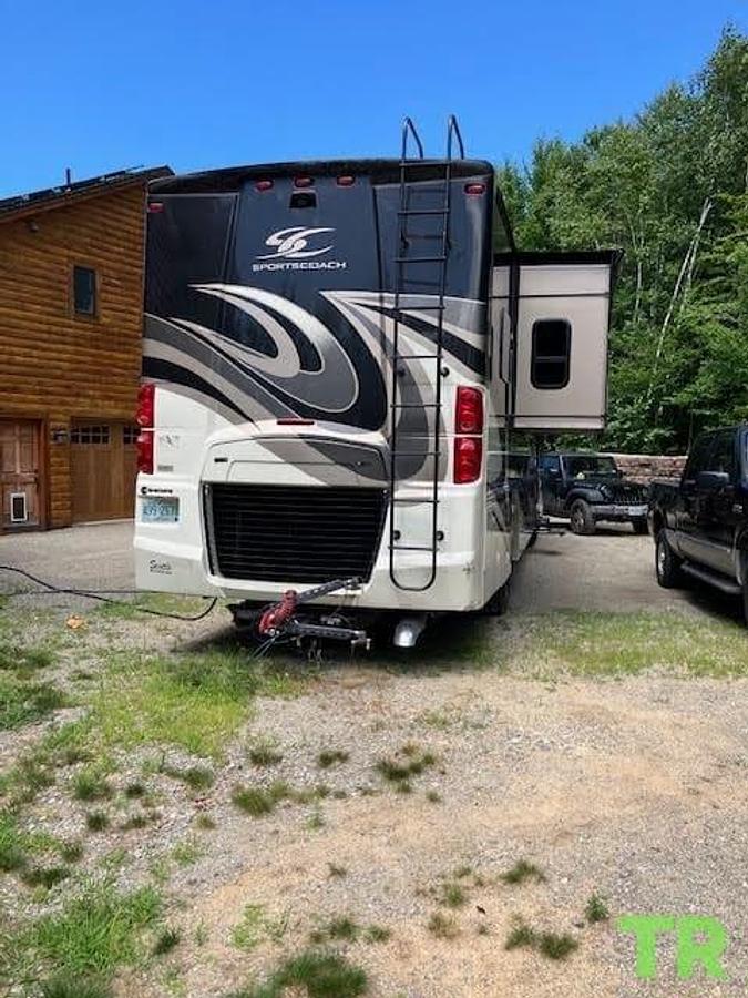 Used 2019 Coachmen Sportscoach Cross Country SRS 365RB