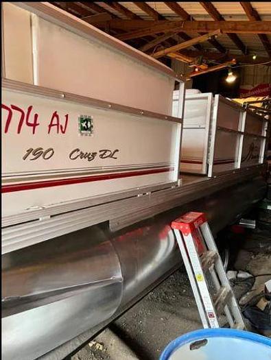 Used 2006 Sunset Bay Crest 19 Cruz