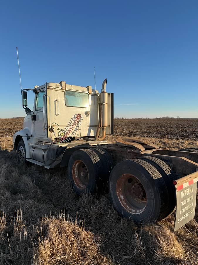 Used 2002 International 9400i Day Cab Semi Truck