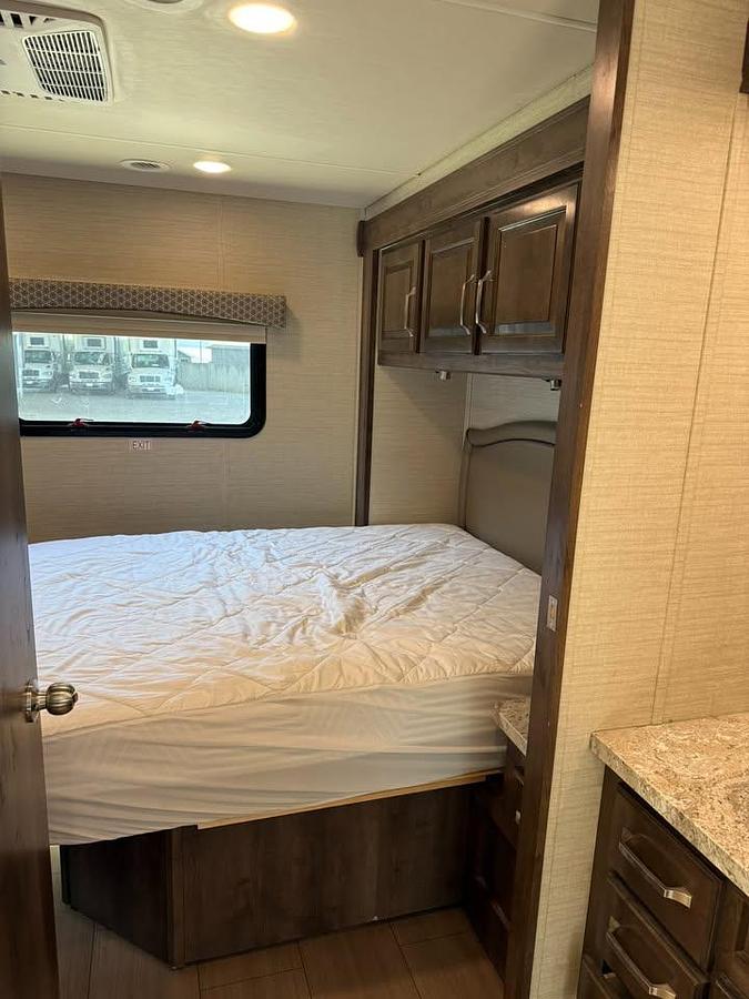 Used 2018 Jayco Greyhawk 30X