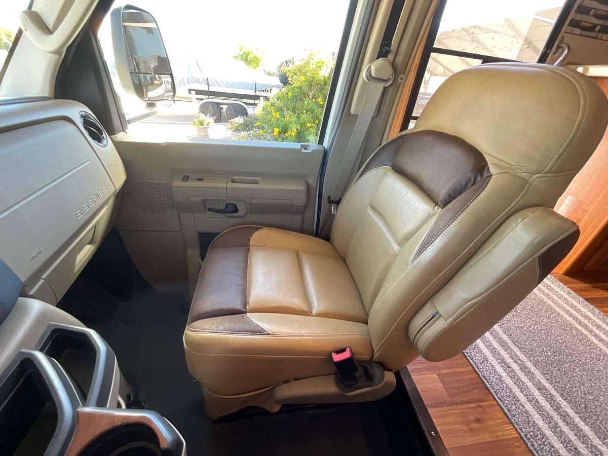 Used 2015 Jayco Greyhawk 29 MV JRIDE