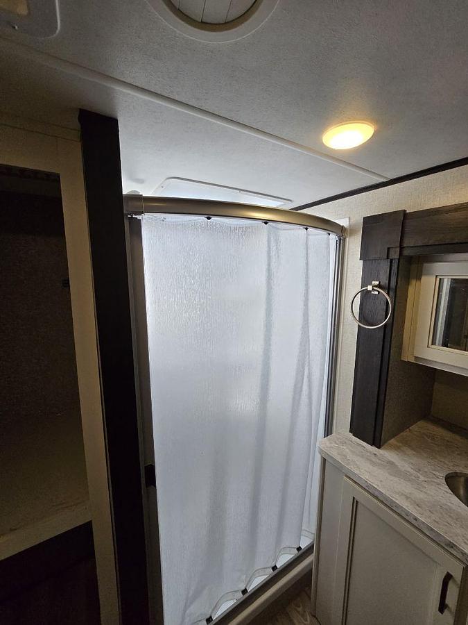 Used 2022 Highland Ridge Roamer 354MBH Fifth Wheel