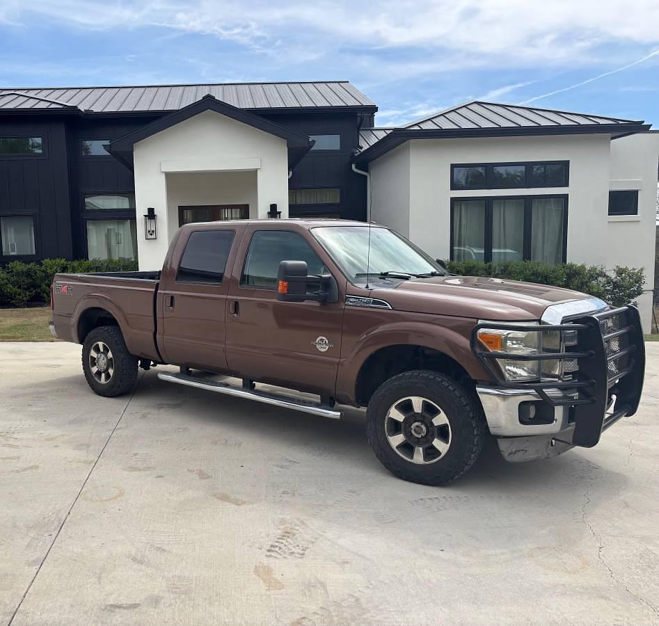 Used 2011 Ford F-250 Lariat 6.7 Powerstroke Diesel 4x4 – Crew Cab Long Bed