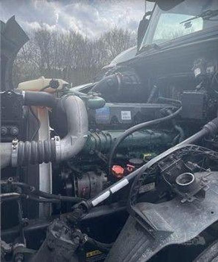 Used 2013 Volvo VNL64T780