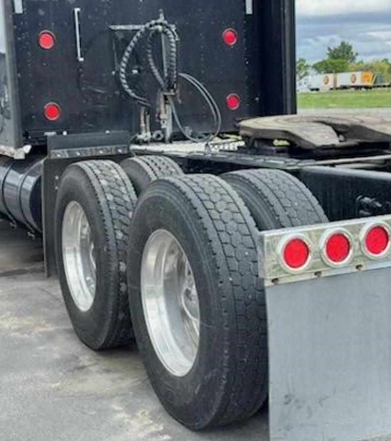 Used 2008 Kenworth W900