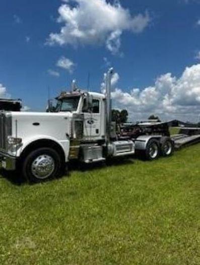 Used 2017 Peterbilt 389