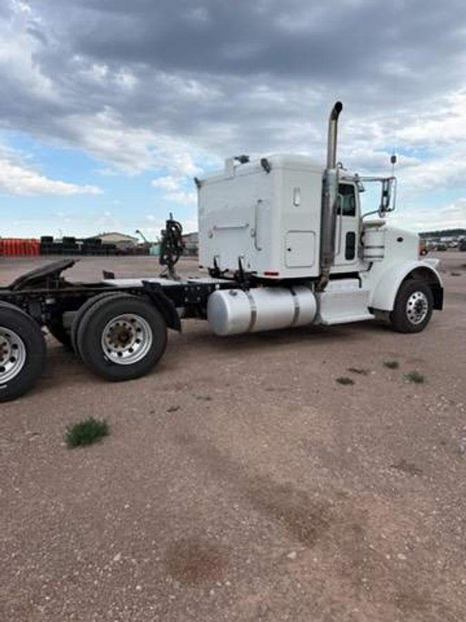 Used 2016 Peterbilt 367