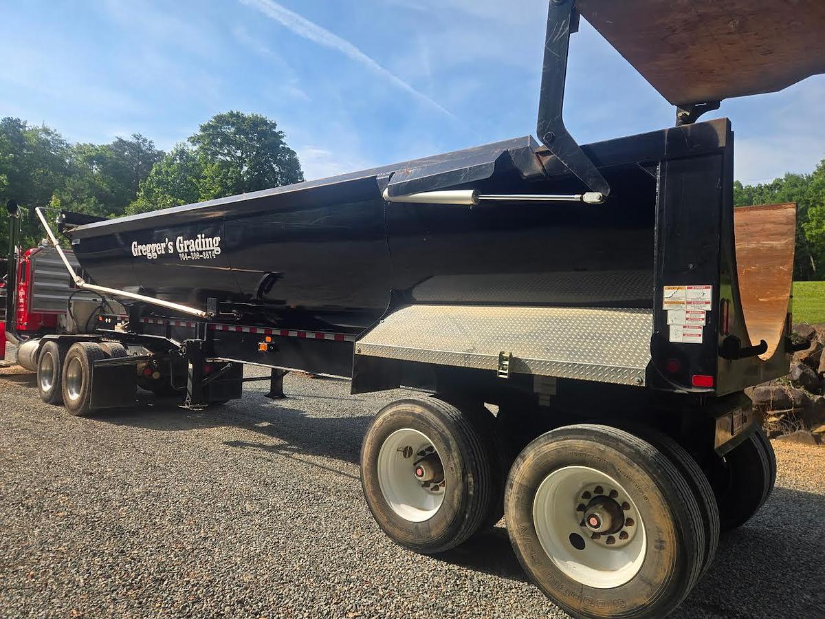 Used 2022 Clement Trailer