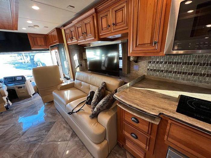 Used 2016 Newmar Dutch Star 4369