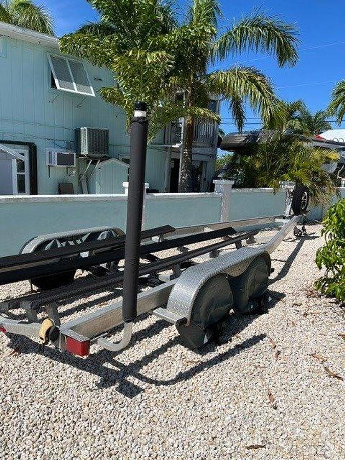 Used 2016 Grady-White Coastal Explorer 251