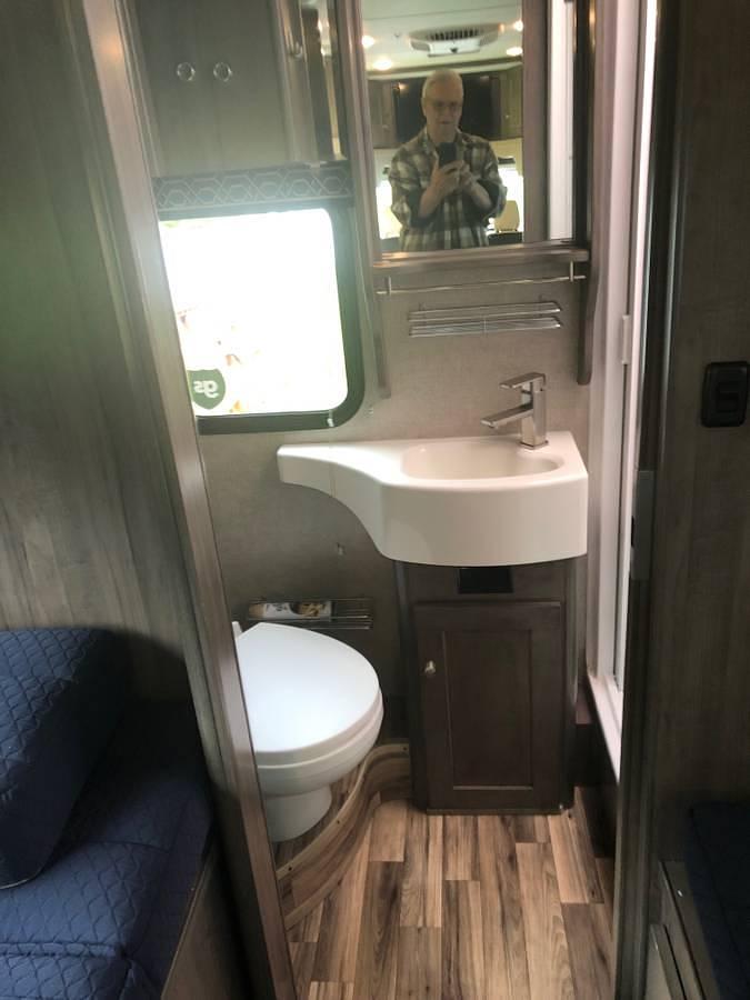 Used 2018 Winnebago Fuse