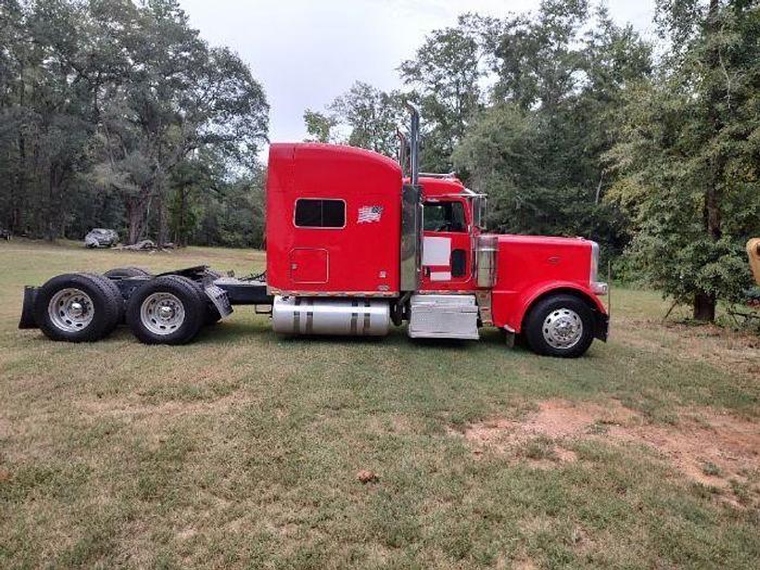 Used 2011 Peterbilt 389