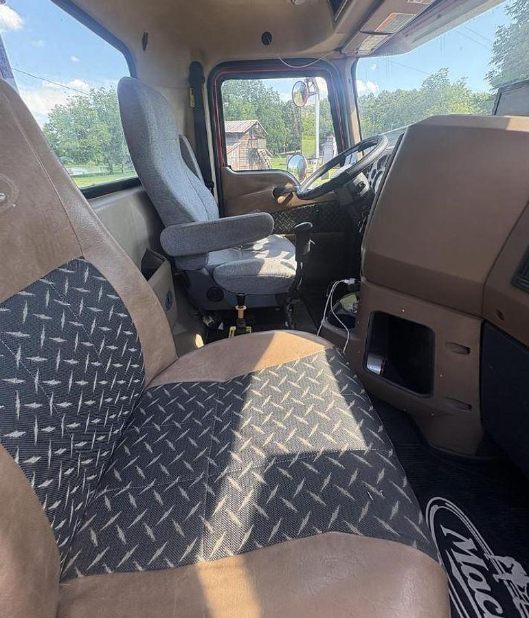 Used 2009 Mack Granite GU813 Grapple Truck