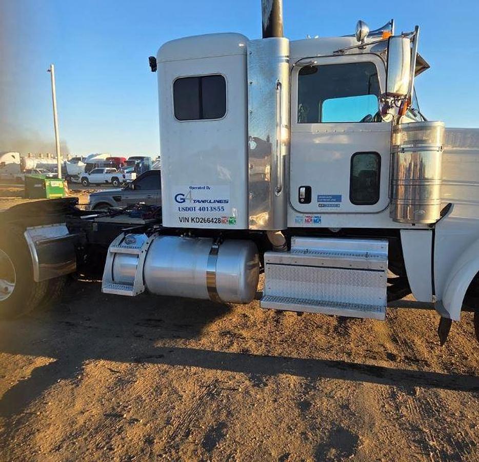 Used 2019 Peterbilt 389