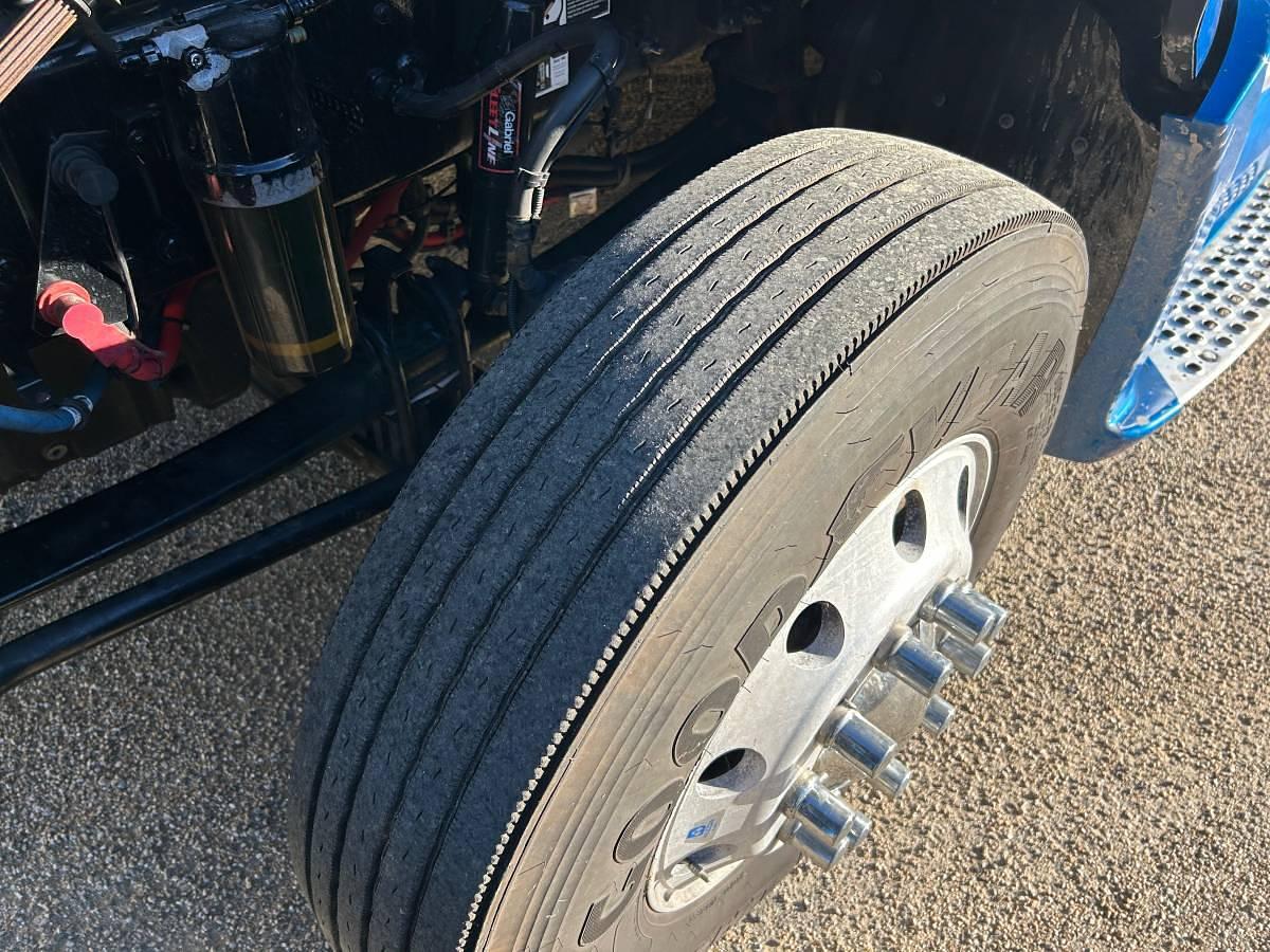 Used 2020 Kenworth T680 Sleeper Semi Truck