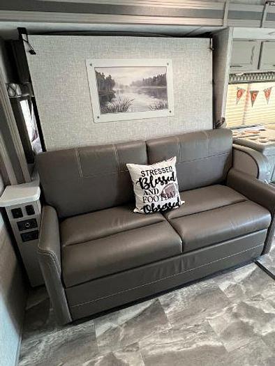 Used 2022 Thor Quantum LC25